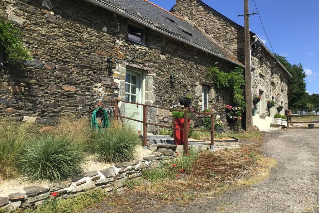 Вилла Les Ecuries Is A Modern Renovated Barn Laniscat Экстерьер фото